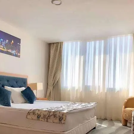 מלון Regna
