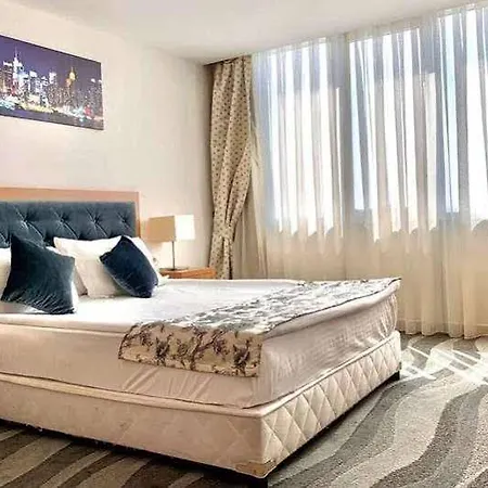 Regna Hotel