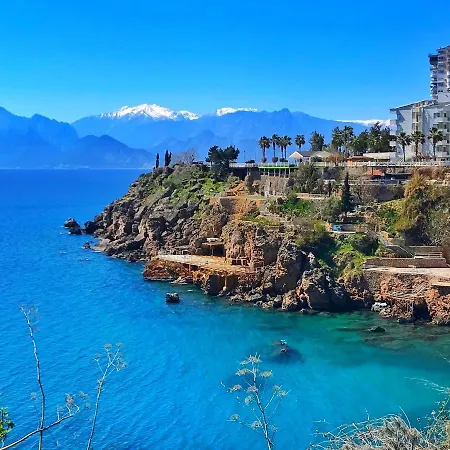 Regna Hotel 3*
