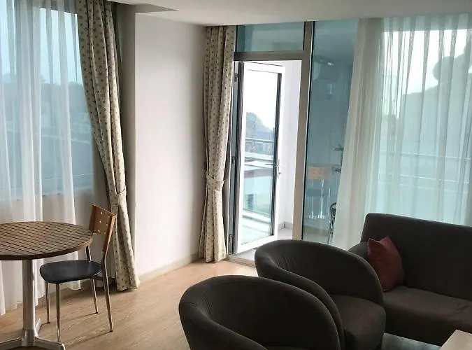 雷格纳酒店 3* 安塔利亚