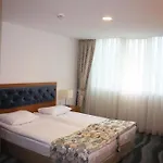 Отель Regna 3*